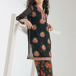 Floral Embroidered Black Kurta